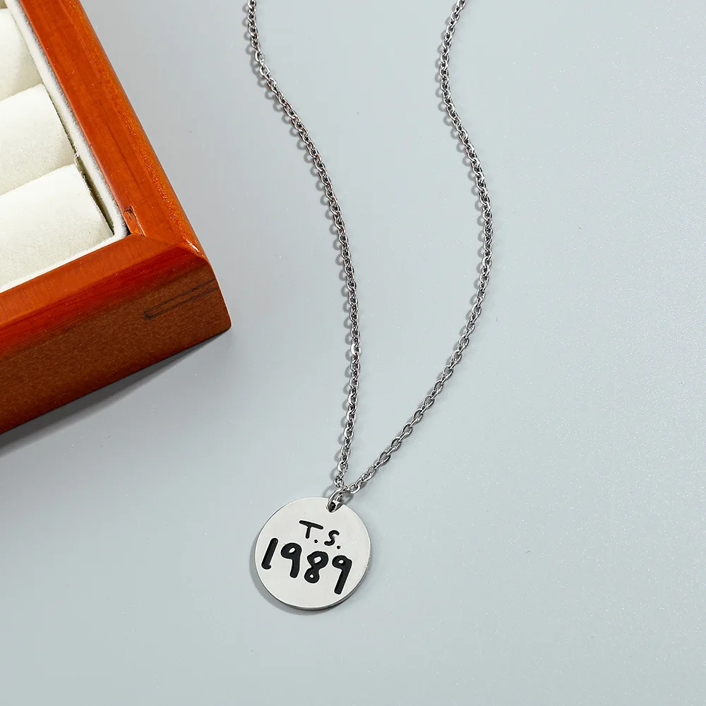 Taylor Swift TS 1989 Creativity Letter Pendant Necklace Hang Tag Jewelry Accessory Trendy Item for Fans view 4