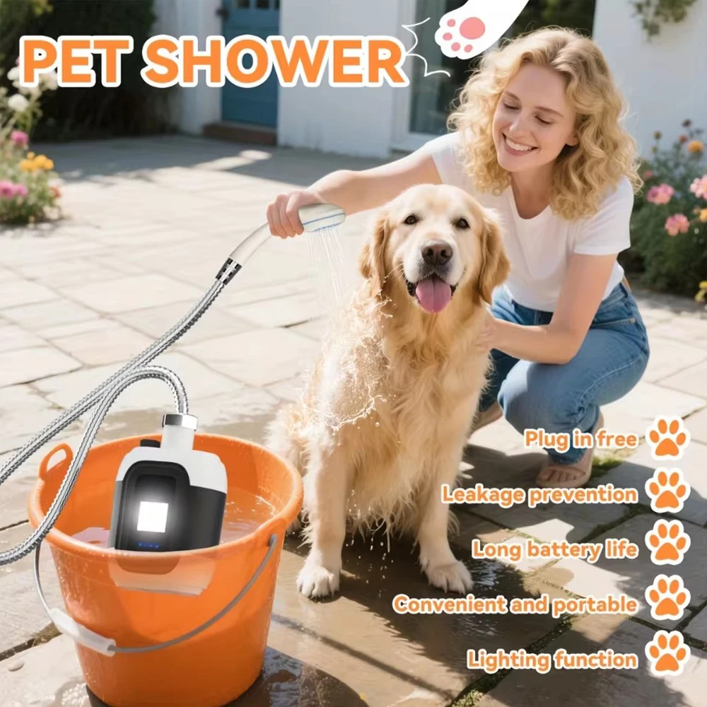 Tragbare Campingdusche mit Licht, wiederaufladbares elektrisches Duschpumpen-Set für den Innen- und Außenbereich, ideal zum Wandern, für das Baden zu Hause, zum Waschen von Autos und Hunden.