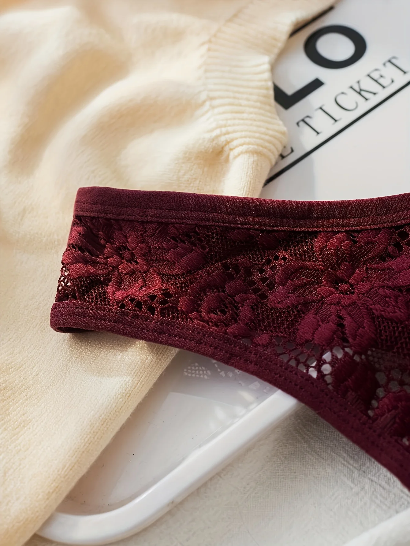 مختارة عشوائيا 6 أزواج من سيور مثيرة مرقعة من الدانتيل بألوان مختلطة، ملابس داخلية نسائية قطنية مريحة وبسيطة