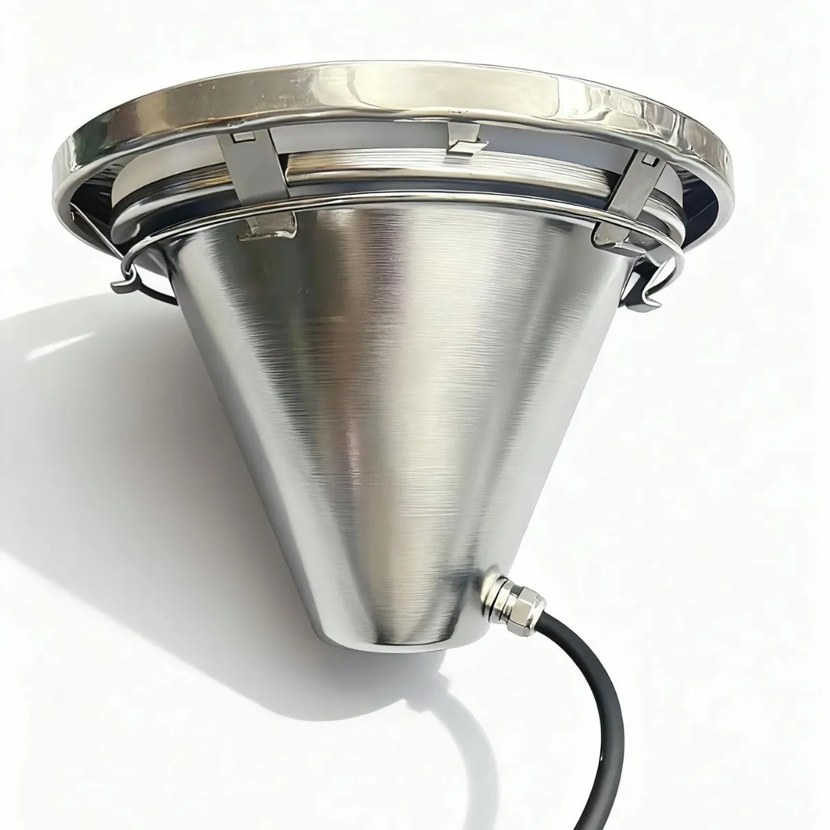 Zestaw akcesoriów do oprawy podwodnej lampy basenowej ze stali nierdzewnej, wpuszczanej, z gwintem E27, typu PAR56.