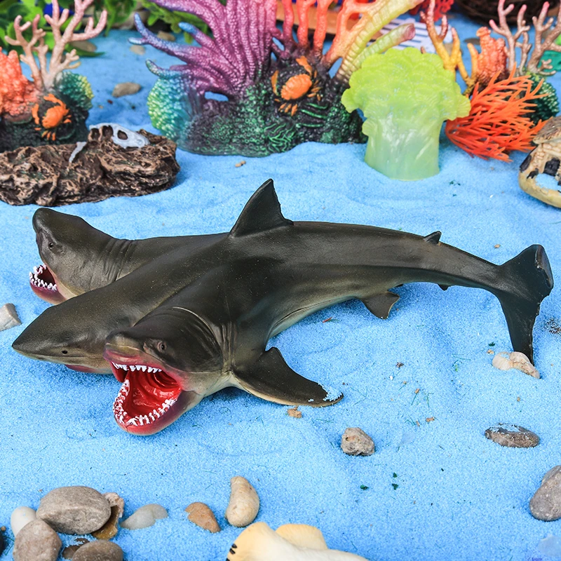 Oenux Savage Marine Sea Overlord 3 Headed Shark Megalodon Action Figure Ocean Animals Big Shark Fish Model PVC Cool Toy Kid Gift