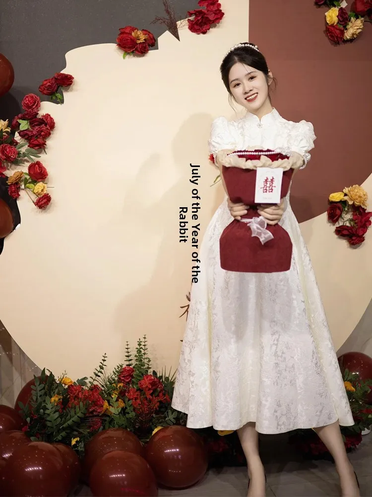 

Белое вышитое улучшенное платье для регистрации брака, церемонии, для новобрачной, длинное ципао, винтажный стиль