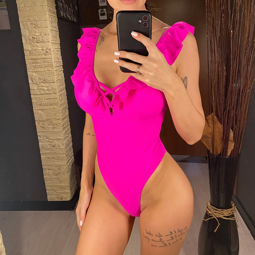 Neuer, verführerischer, rüschiger, rückenfreier Badeanzug, einteilig, für Damen, mit hohem Beinausschnitt, Monokini, Badebekleidung, Badeanzug, Modell V5890. – Detail 4