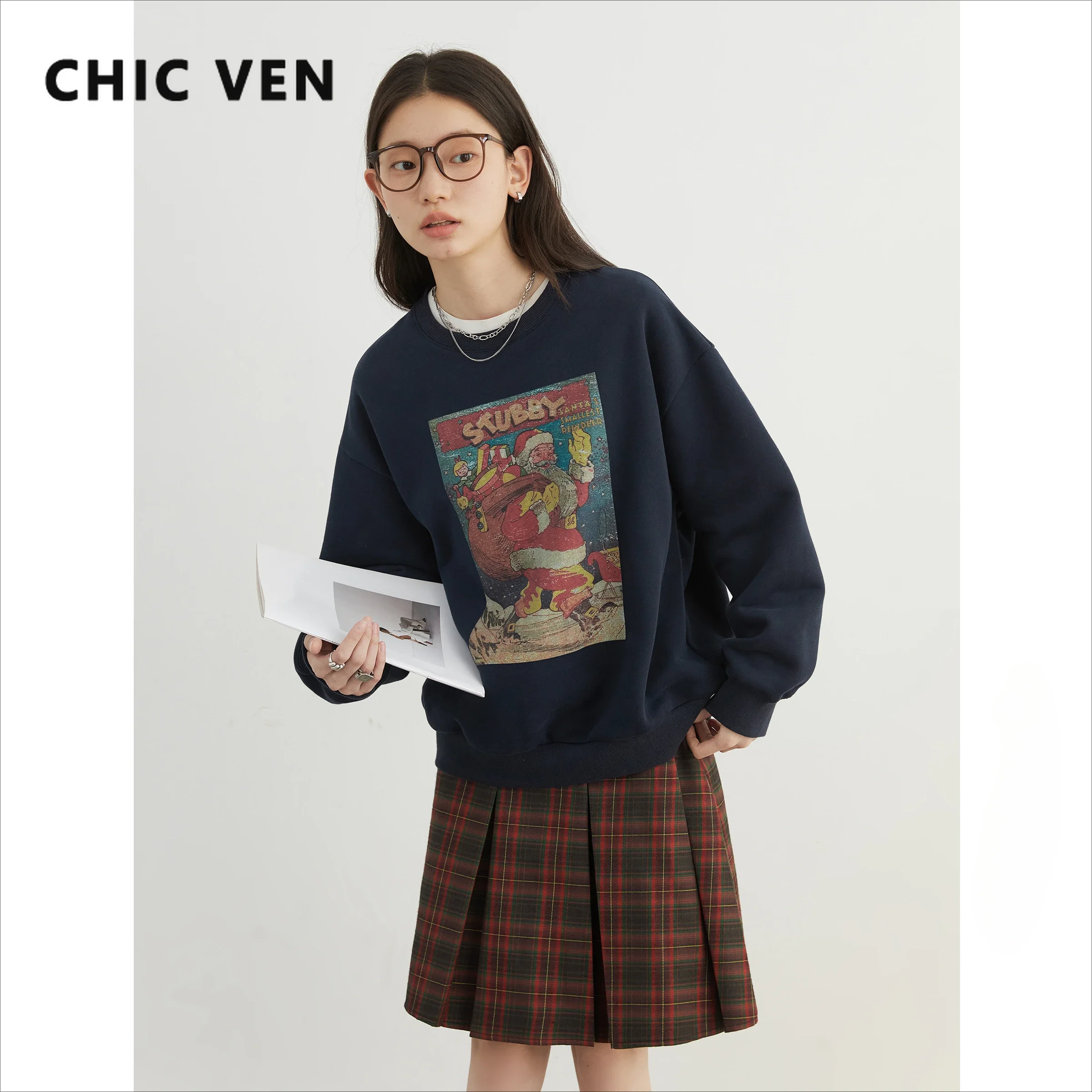 CHIC VEN Women Sweatshirts O Neck Pullover Loose Casual New Retro Printed Plush Thick Female Top Autumn Winter 2024