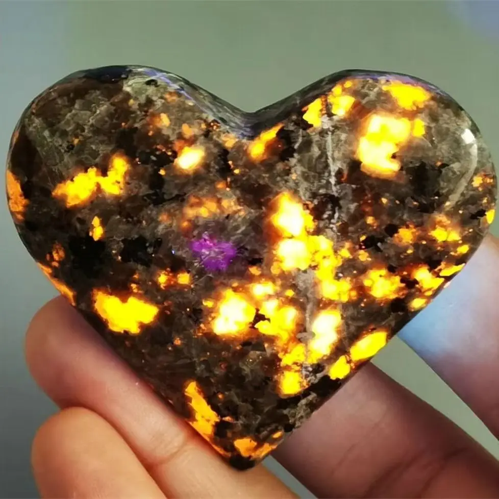 

5A+ Natural Crystal Charms Yooperlite Heart Love Powerful Chakra Energy Wicca Healing Crystals Heart Spiritual Witchcraft Gift
