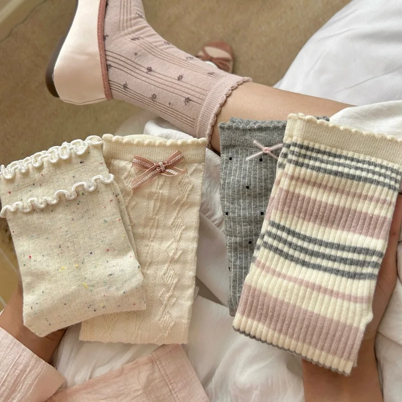 4 Pairs Women Flower Edge Bow Mid Tube Socks Spring Summer Sweat Absorbing Breathable Korean Version JK Lolita Casual Socks