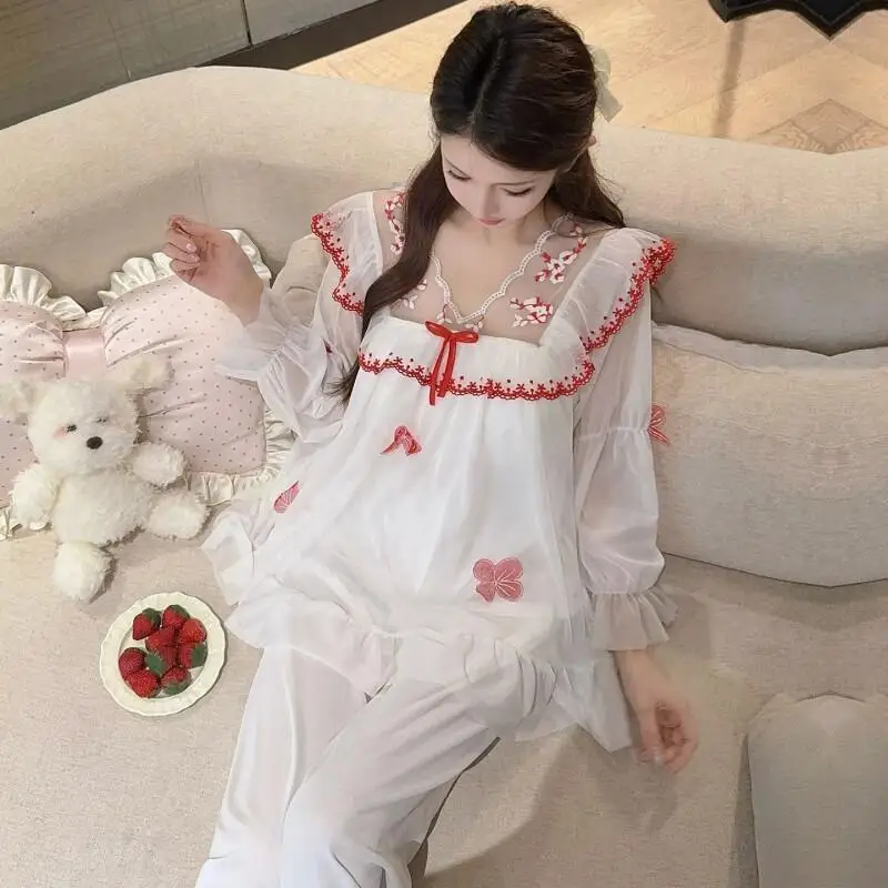 

Свободная женская ночная сорочка с длинным рукавом, с подкладкой на груди, с цветочным кружевом, домашняя одежда в стиле принцессы, удобная повседневная одежда для сна