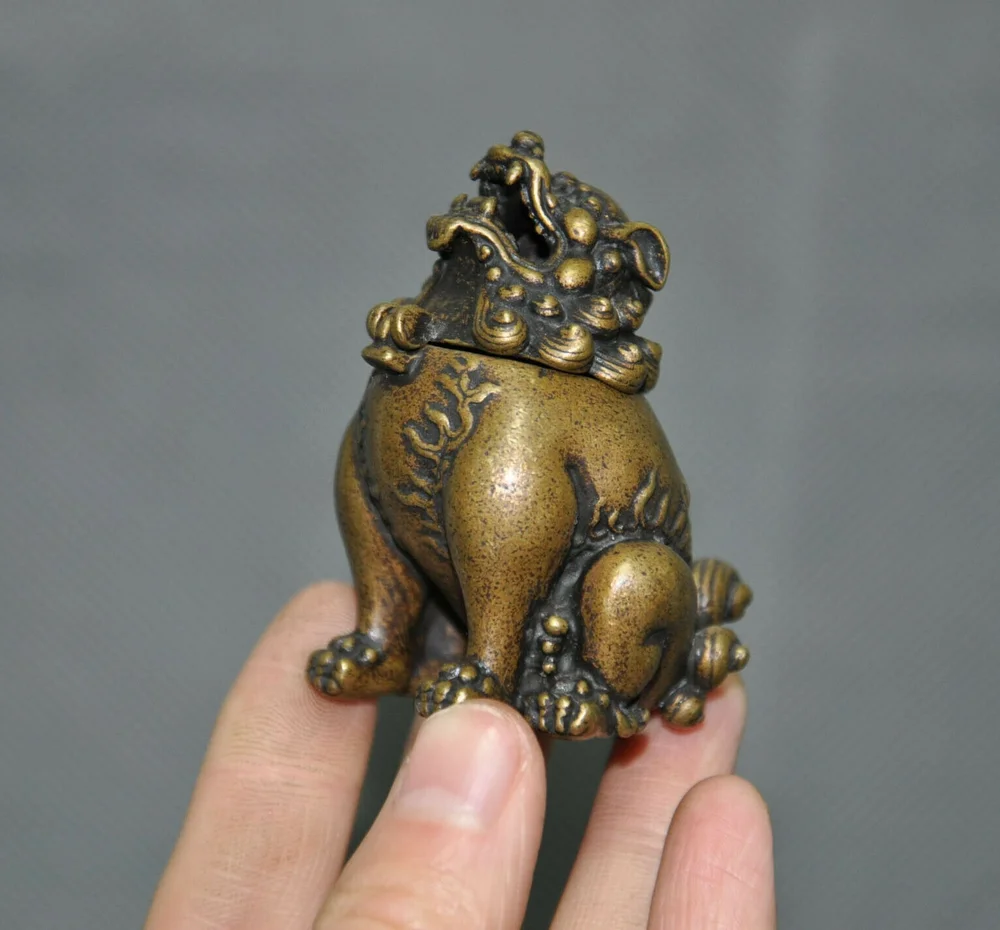 

2.2'' Chinese Ancient Bronze Carving Lucky Auspicious Animal Dog Beast Statue