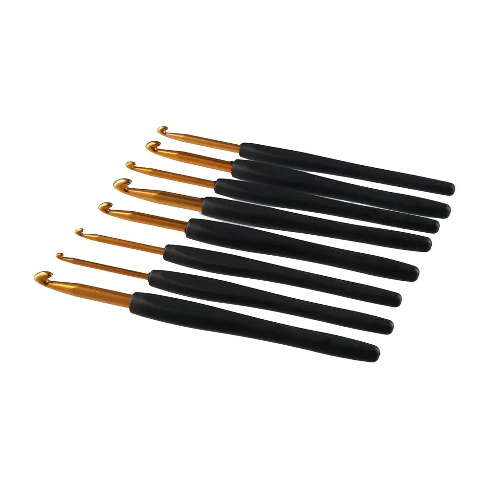 9PCS Black Ergonomic Crochet Hooks Set (2.0-6.0mm) - Soft Needles for Arthritic Hands, Ideal for Beginners