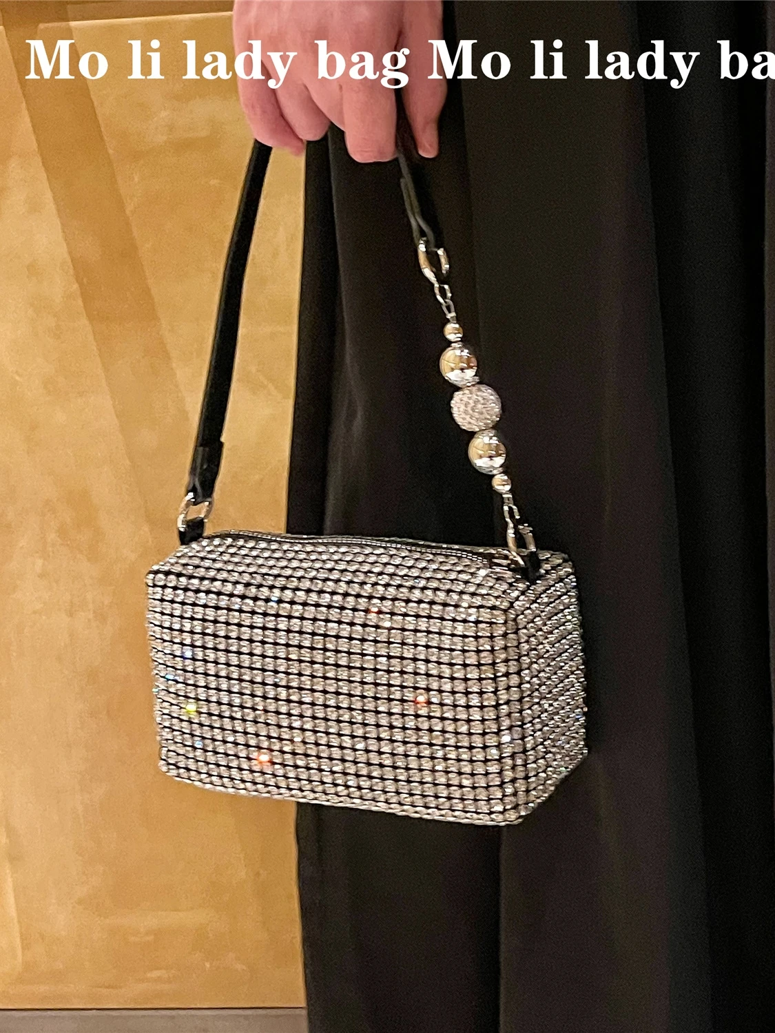 

Модная женская сумка через плечо с бриллиантовой отделкой, маленькая квадратная сумка из искусственной кожи в британском стиле