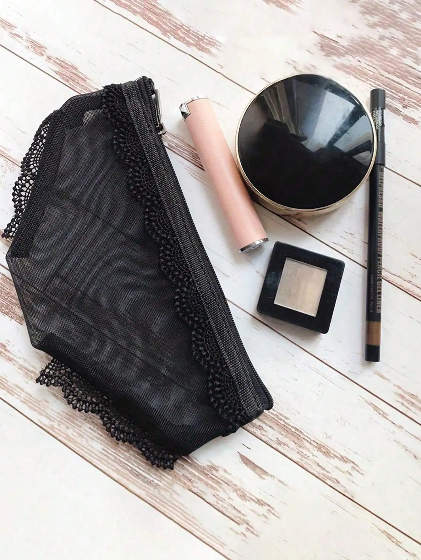 Creative underwear-shaped mesh makeup bag, portable zippered makeup storage bag, travel toiletry organizer, semi-transparent storage bag, suitable for lipstick, skincare products, jewelry, cables, and beauty accessories, a cute gift for women
