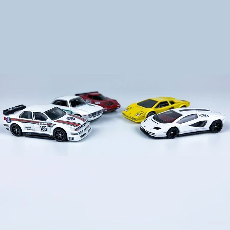 Original Hot Wheels Premium Car Culture spettacollare Diecast 1/64 Carro Alfa Romeo Lancia Stratos Kid Boy Toys for Children Gift