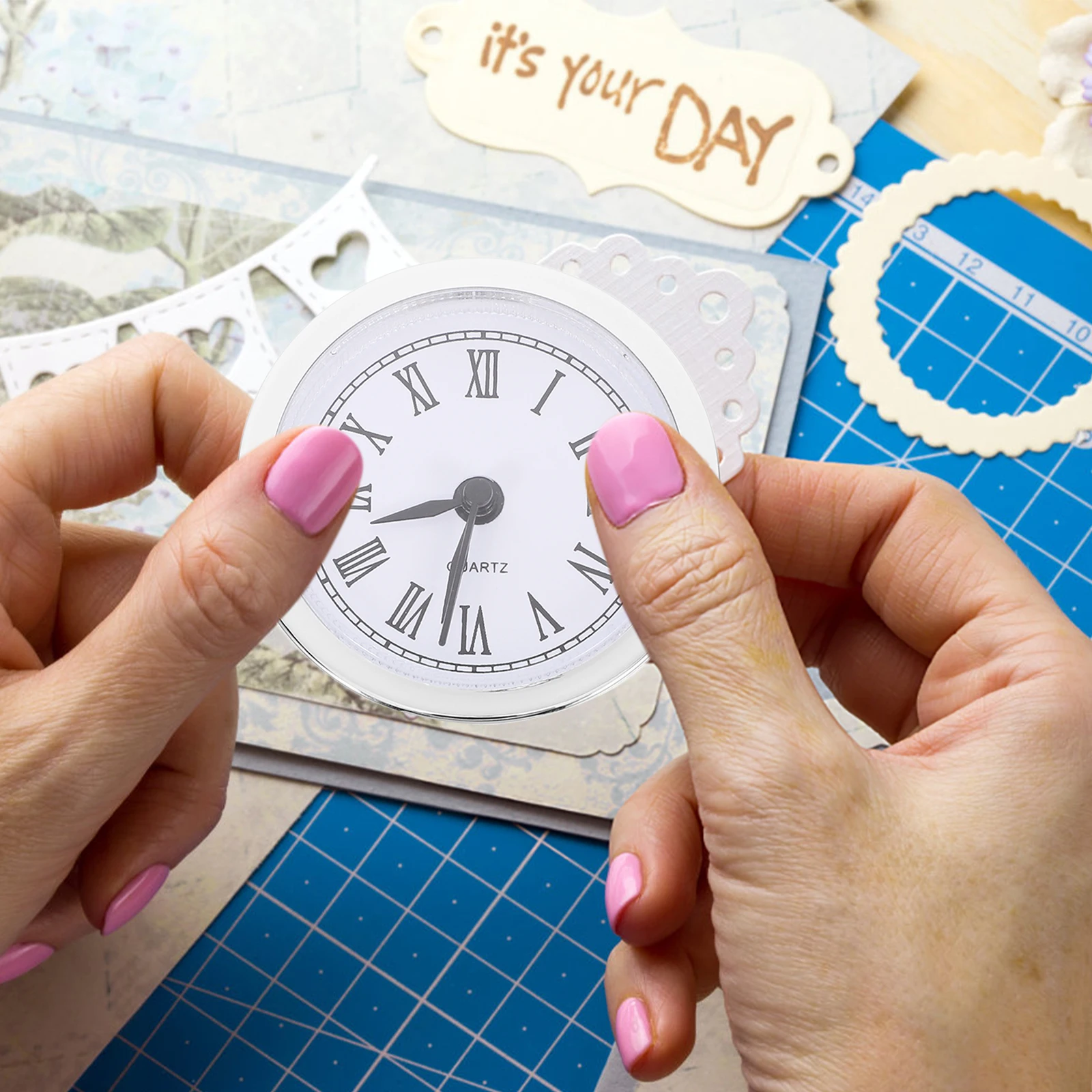 

Vintage Style Round Quartz Clock Insert Roman Numeral Mini Clock Head Insert Recessed Silent Movement DIY Replacement