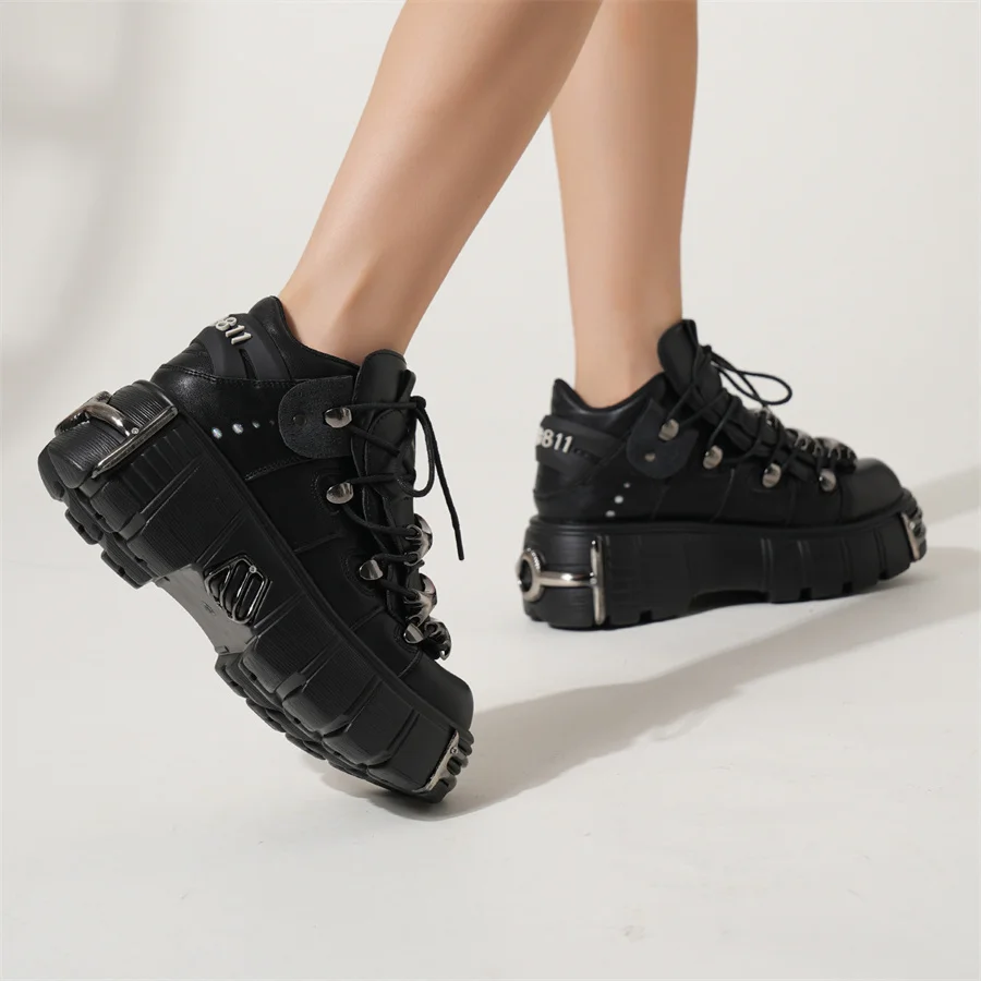 PUNK สไตล์ผู้หญิงรองเท้าผ้าใบ LACE-up ส้นสูง 6 ซม.แพลตฟอร์มรองเท้าผู้หญิง Gothic ข้อเท้า ROCK รองเท้าโลหะตกแต่งผู้หญิง Man รองเท้า 2025