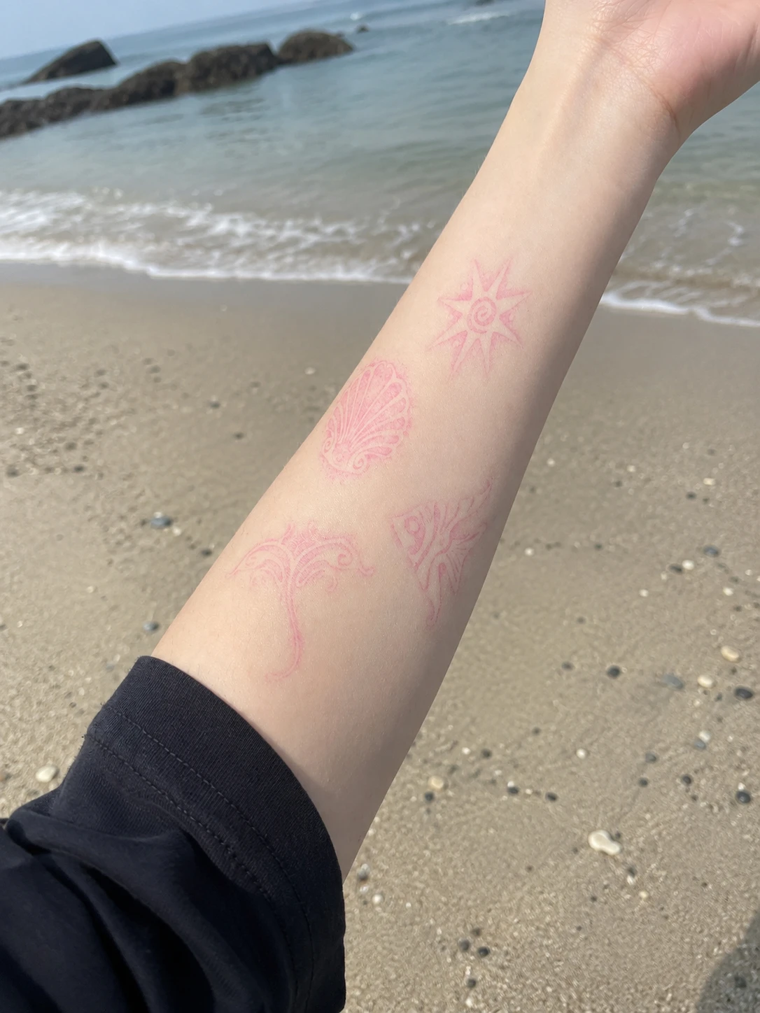 adesivos-de-tatuagem-de-queimadura-solar-com-residuos-de-ondas-e-Orbitas-estelares-design-de-nicho-oceanico-coreano-y2k-pat