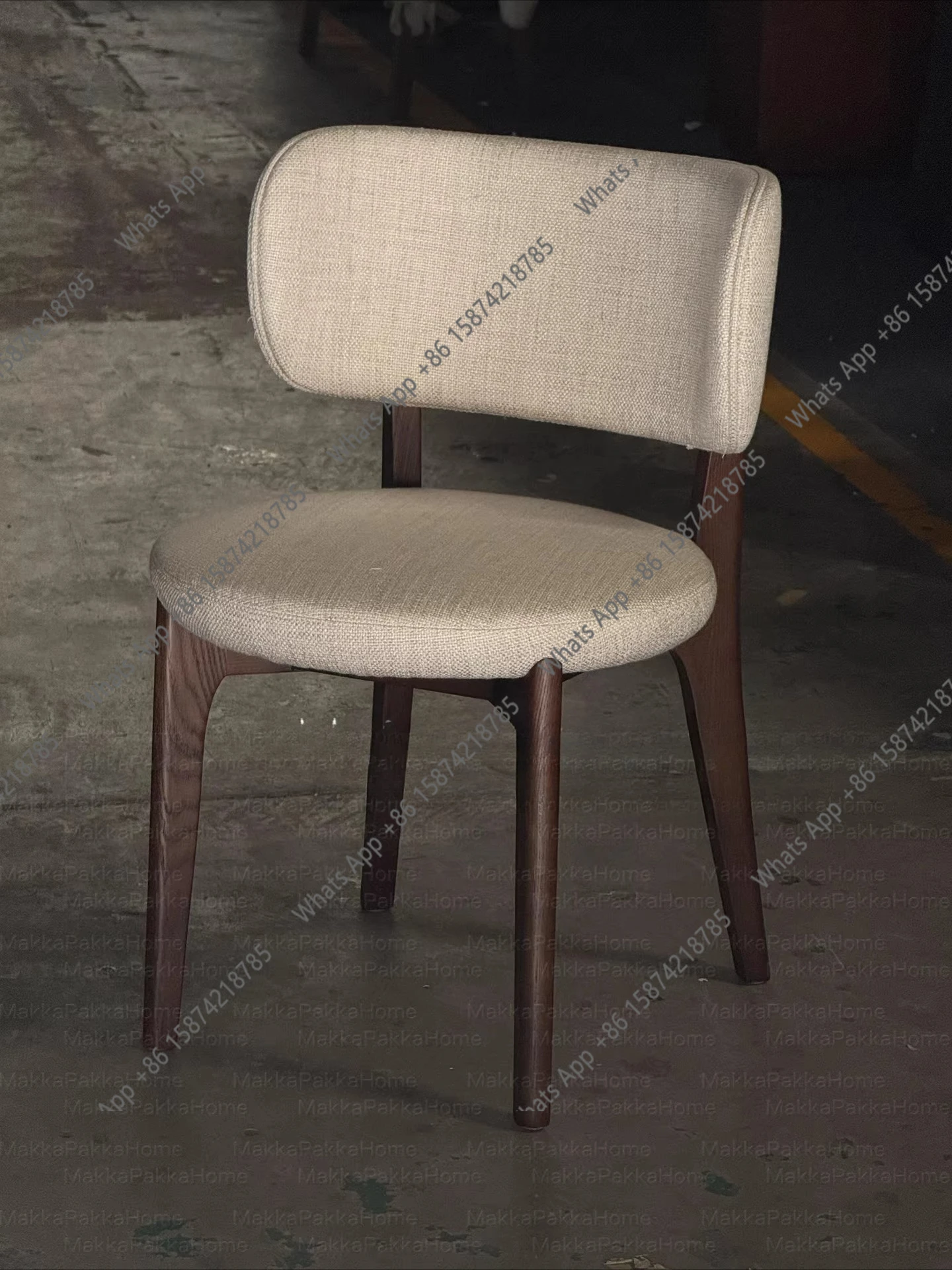 

Medieval retro solid wood dining chair household modern simple light luxury backrest leisure chair bedroom makeup chair