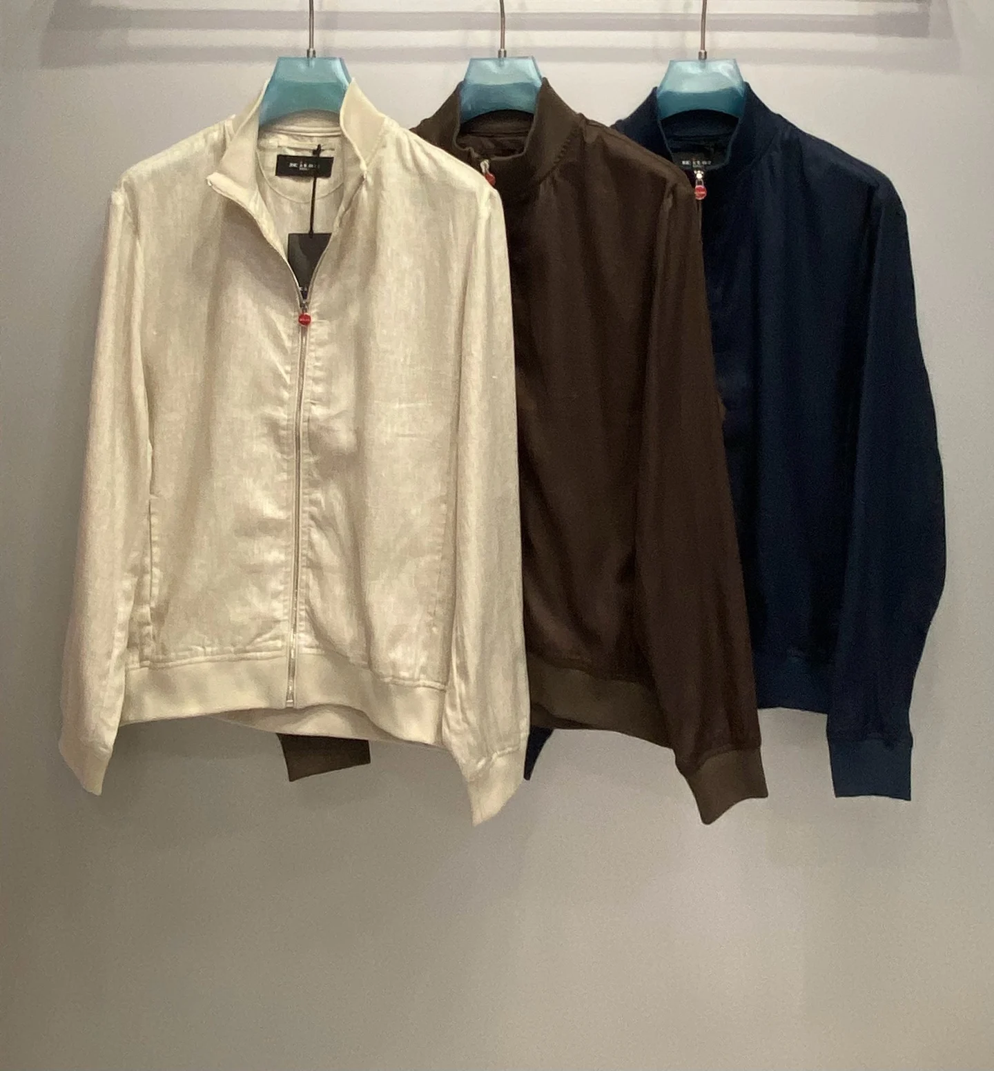 

Kiton однотонная куртка на молнии из 100% чистого льна