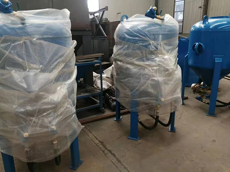 Bench Top Sandblasting Cabinet for Precision Small Parts Cleaning