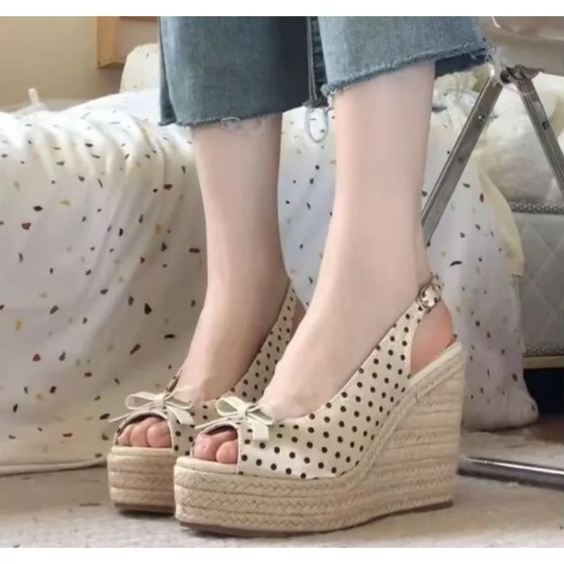 Fashion Summer Thick Soled Grass High Heels Casual Retro Roman Sandals Polka Butterfly-kont Wedge Platform Woman Sandals，35-40