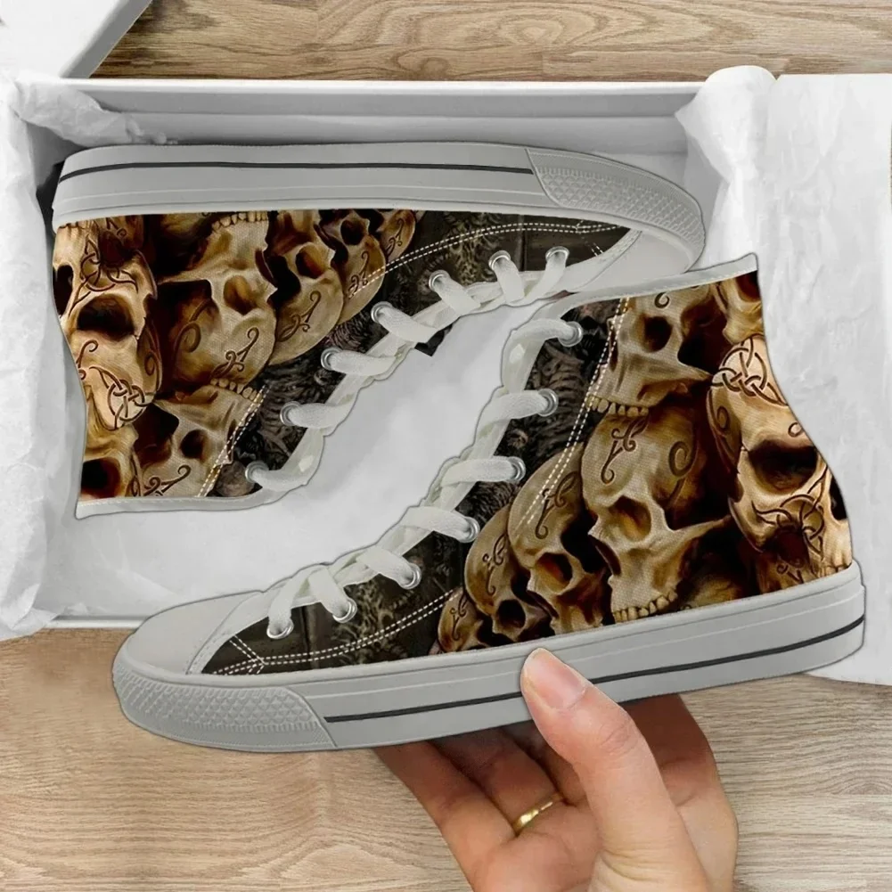 

Classic High Top Canvas Shoes For Men's Punk Skull Brand Design Casual Light Vulcanized Sneakers Zapatillas Hombre