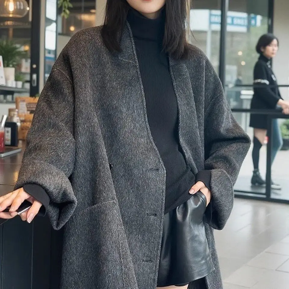 Dark Gray V-Neck Woolen Coat For Women'S Winter New Style, High-End And Unique Temperament, Fashionable Coat - Image 2