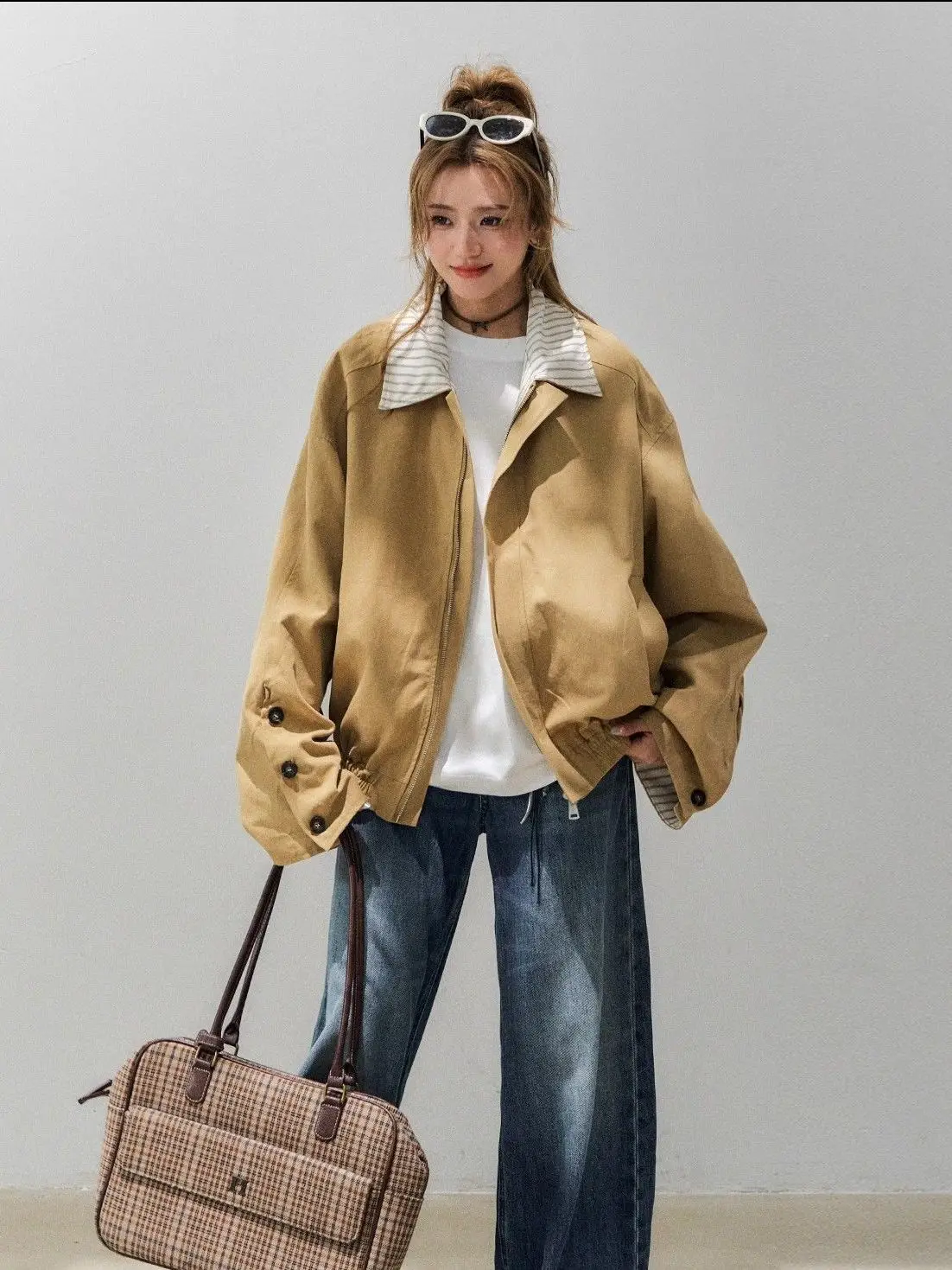 

Куртки-бомберы, женская куртка, желтый осенний атласный воротник-стойка, блестящая клубная одежда с блестками, вечерние, праздничные, плиссированные на пуговицах, подарок OL