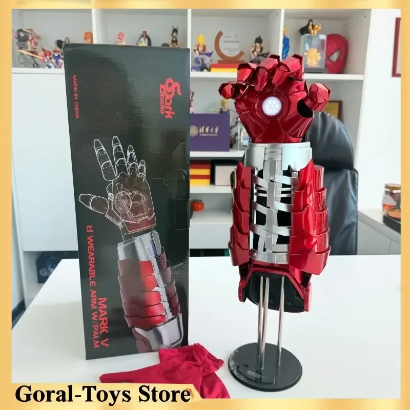 

Подлинная 1/1 Marvel Spark Studio Wearable Iron Man Mk5 Механическая подвижная настольная лампа Светодиодная фигурка Модель игрушки Ark Reactor Hand Sense