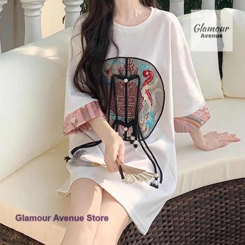 Chinese ethnic embroidery stitching printed short-sleeved dress women's summer new fashion loose casual Joker slim T-shirt.