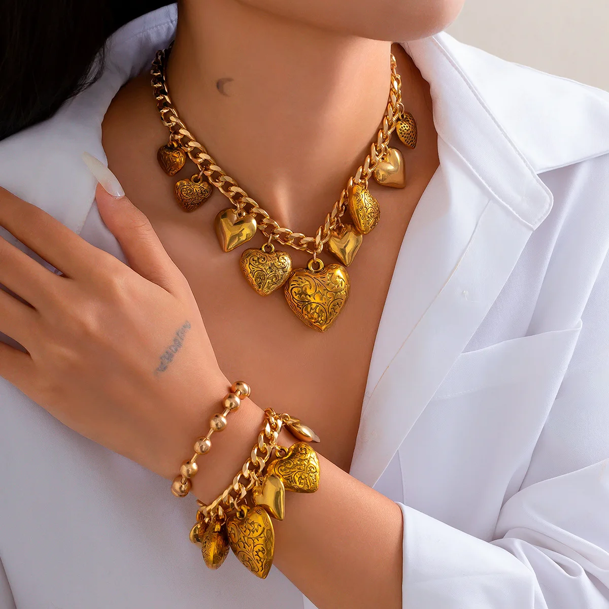 KMVEXO Vintage Choker Necklaces Bracelets Set For Women Punk Heart Pendant Gold Silver Color Metal New Hip Hop Jewelry Set