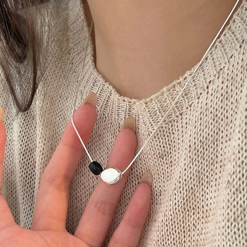 

S925 pure silver black agate pea necklace for women, 2026 new popular item, niche design, high-end collarbone chain