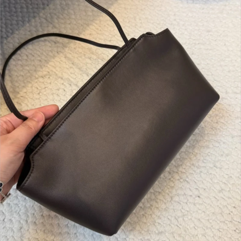 Luxury Simple Leather Shoulder Bag Fashion Solid Color Versatile Handbag Women's Elegant Casual Commuter Underarm Bags