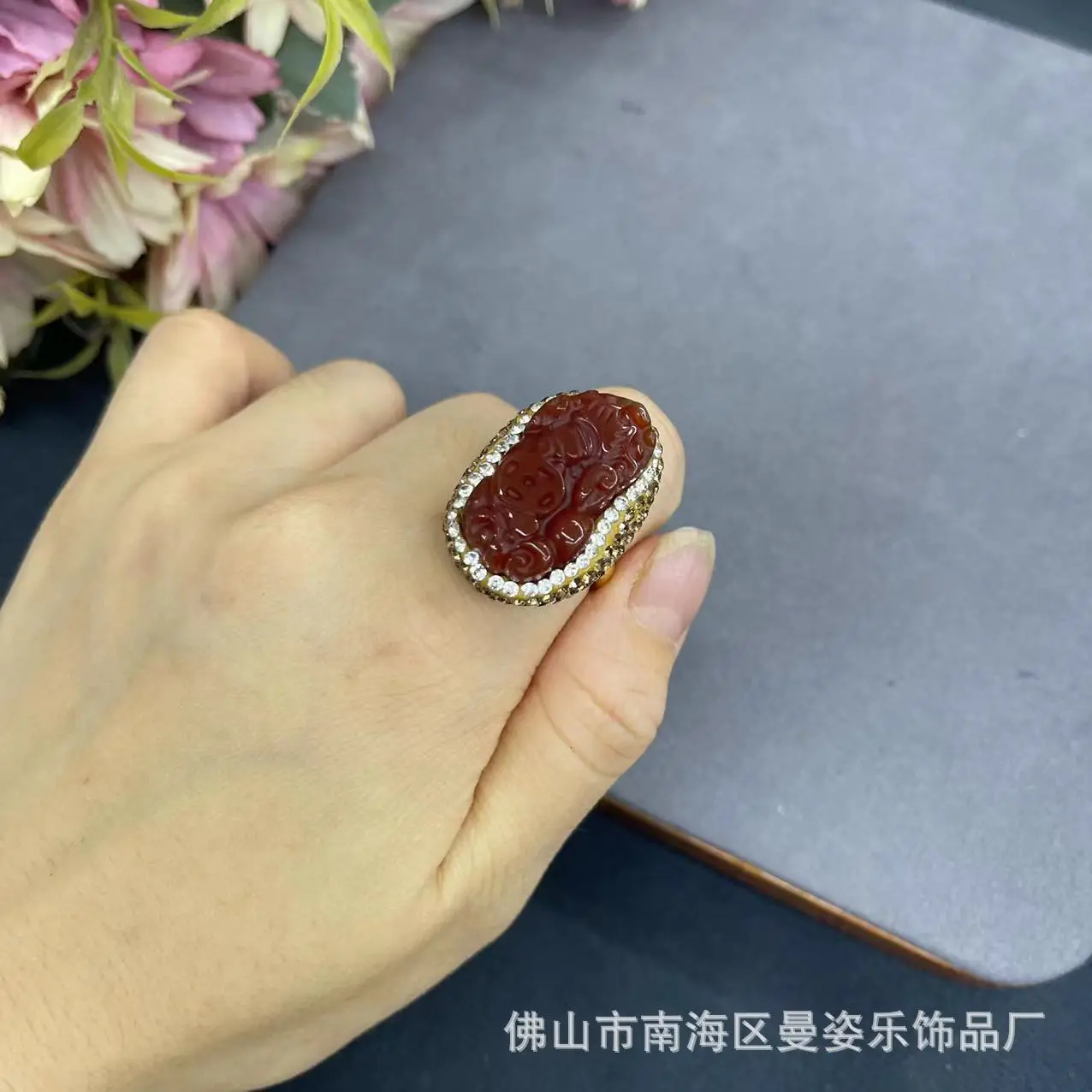DIY accessories Natural red agate Pip clay inlaid jewelry live ring 18K real gold electroplated natural stone popular jewelry
