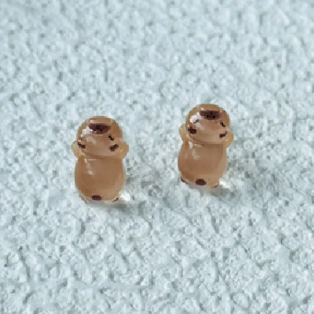 

Personality Korean Style Capybara Stud Earring Cartoon Transparent Mini Ear Studs Handmade Jewelry Accessories Women