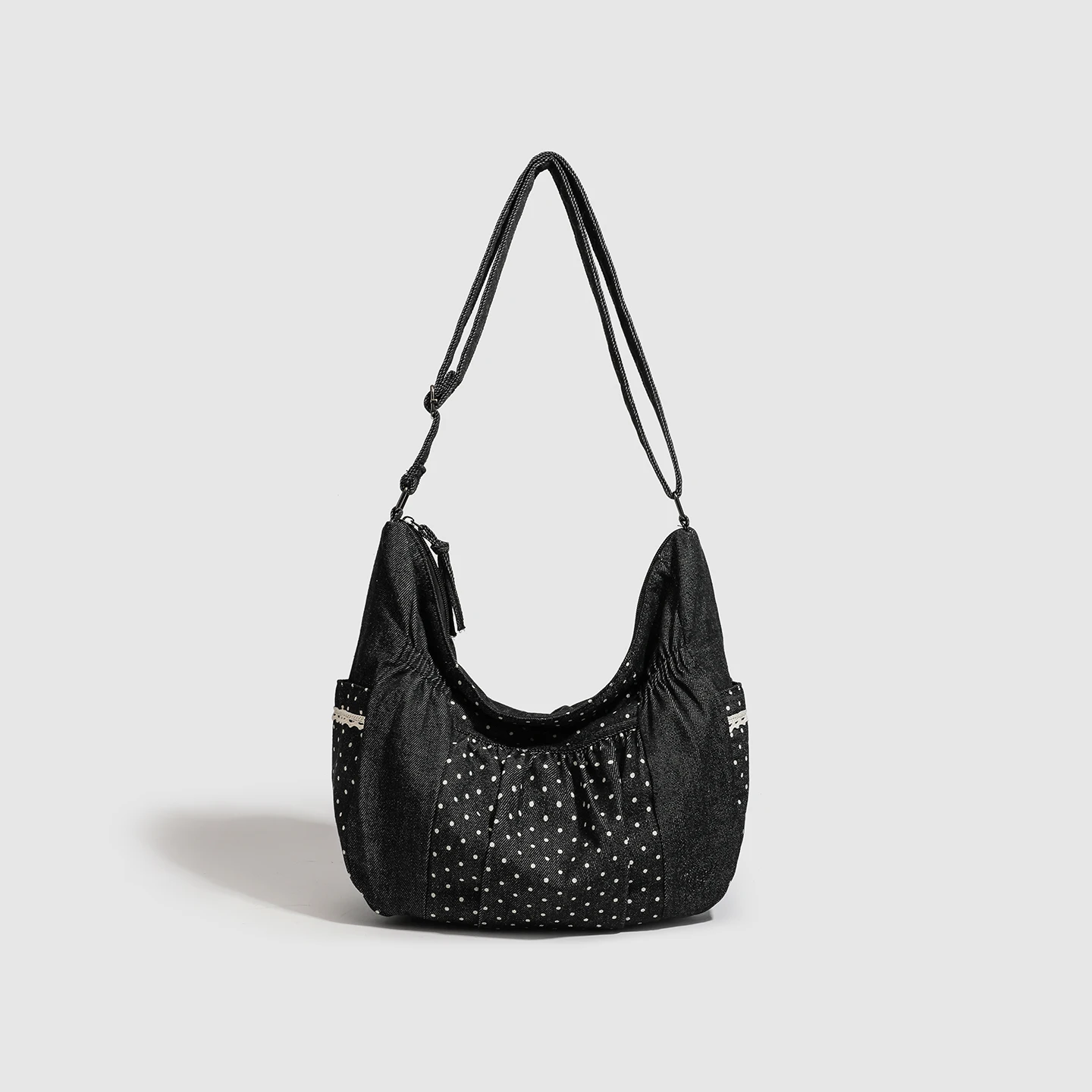 

Fashionable Korean women's retro polka dot canvas handbag 2026 new niche design large capacity commuter shoulder bag for student