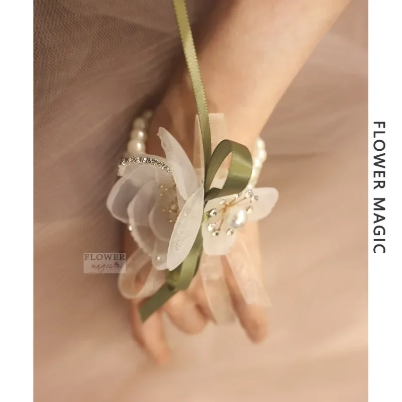 Green small fresh Mori beautiful rhinestone bride bridesmaid wedding ceremony activities fairy pearl wrist flower