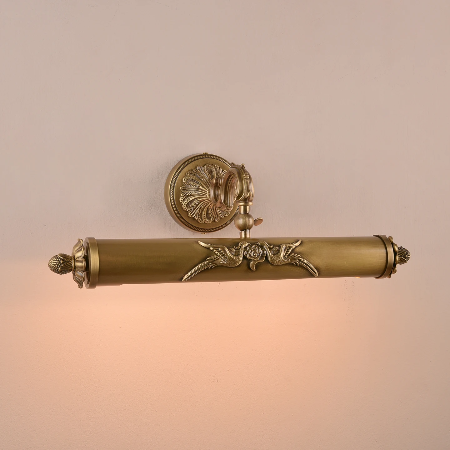 

French style vintage bathroom mirror light，Brass living room wall lamp，Copper mirror light，Dressing table wall lamp