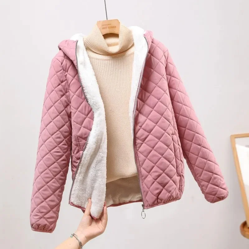 

2023 Winter Solid Color Slim Fit Plush Coat Women's Lamb Fleece Hooded Cotton Dress Women's Solid Color Mom's Short Cotton Coat