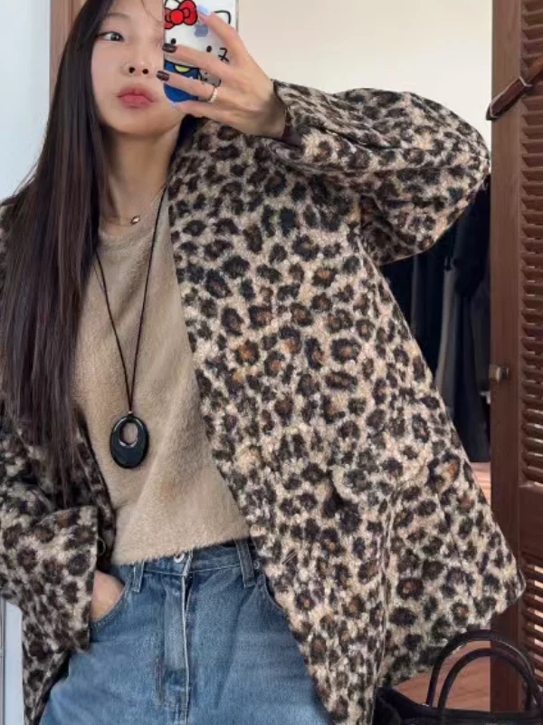 

Faionable универсальное женское свободное пальто с v-образным вырезом на меховой подкладке и леопардовым принтом, зимнее новое высококачественное пальто в стиле ретро