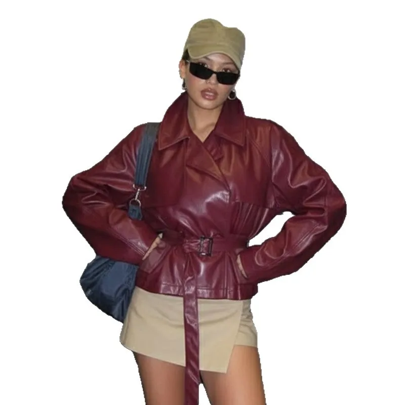 เสื้อโค้ทเทรนช์หนังสีพื้นสำหรับผู้หญิง เสื้อโค้ทหนังเทียม PU ทรงยาวปกติสำหรับวัยรุ่น ไม่มีแบรนด์