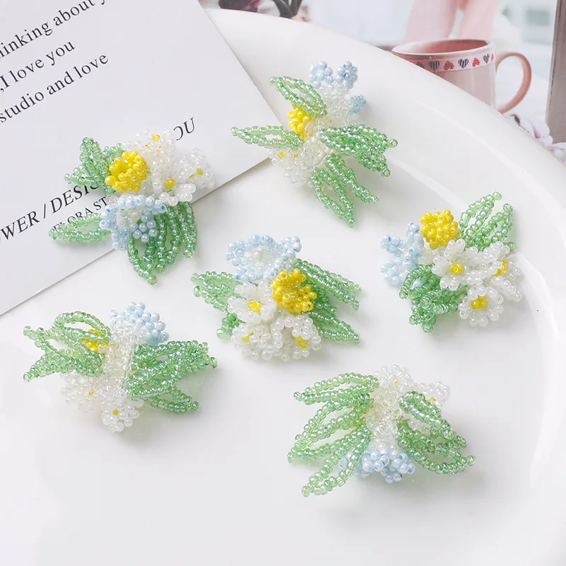 

2pcs Midsummer Vitality Girl Tassel Three Flower Clusters Charms for Jewelry Making Hand-Woven Pendants Diy for Necklace Earring