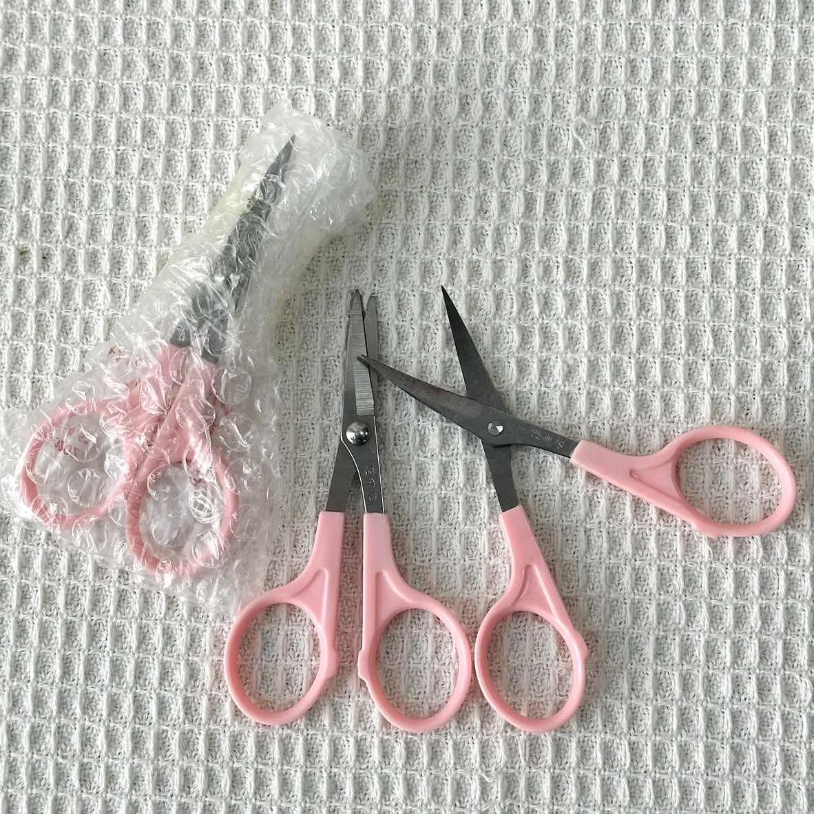 1/2pcs mini Sharp Angle Head Scissors Sewing Scissors 9.7cm Yarn Thrum Cutter Elbow Scissor Tool mini Household Scissors