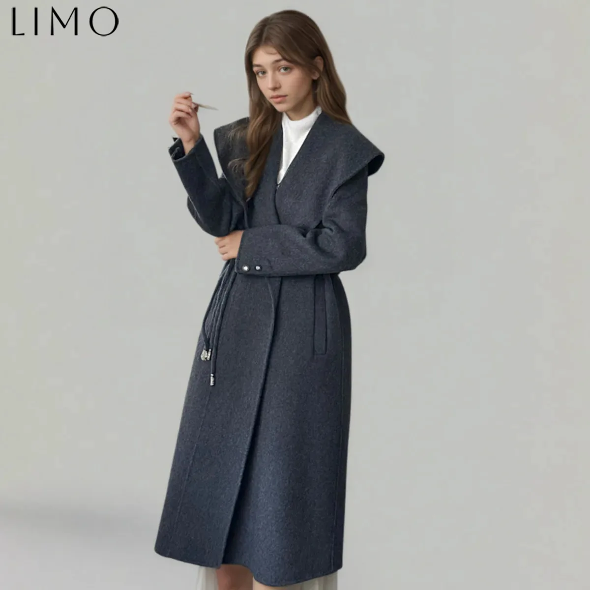 

LIMO Women’s Thermal Wool Coat, Retro Business Travel Jacket, Office Commute Easy Wear Autumn Winter