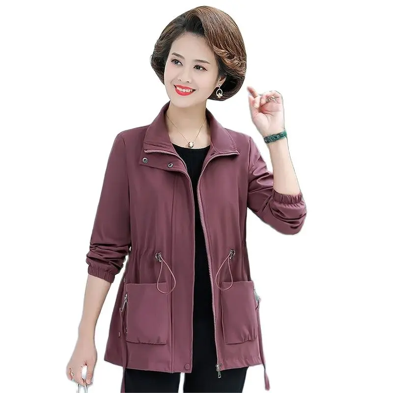 

Middleaged And Elderly Women's Autumn Coats Foreign Style Large Size Jackets New Ladies Casual Windbreaker iIn Spring And Autum