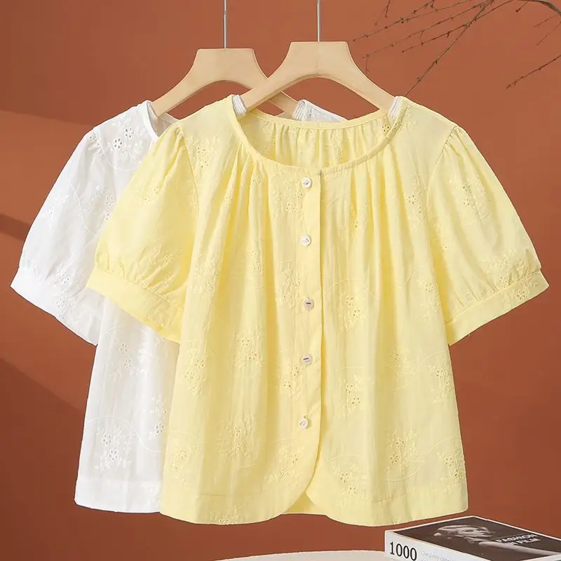 

Short Sleeved Shirt For Women In Summer 2025, New Fashionable Small Short Style, Women's Yellow Top