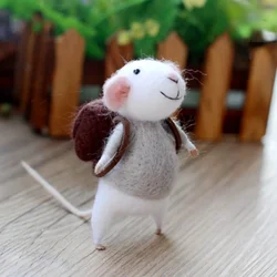 Wool Felt Poke and Poke Music Needle Felt Handmade DIY Making Backpack White Mouse Hamster Pendant Material Bag Set Hand Woven