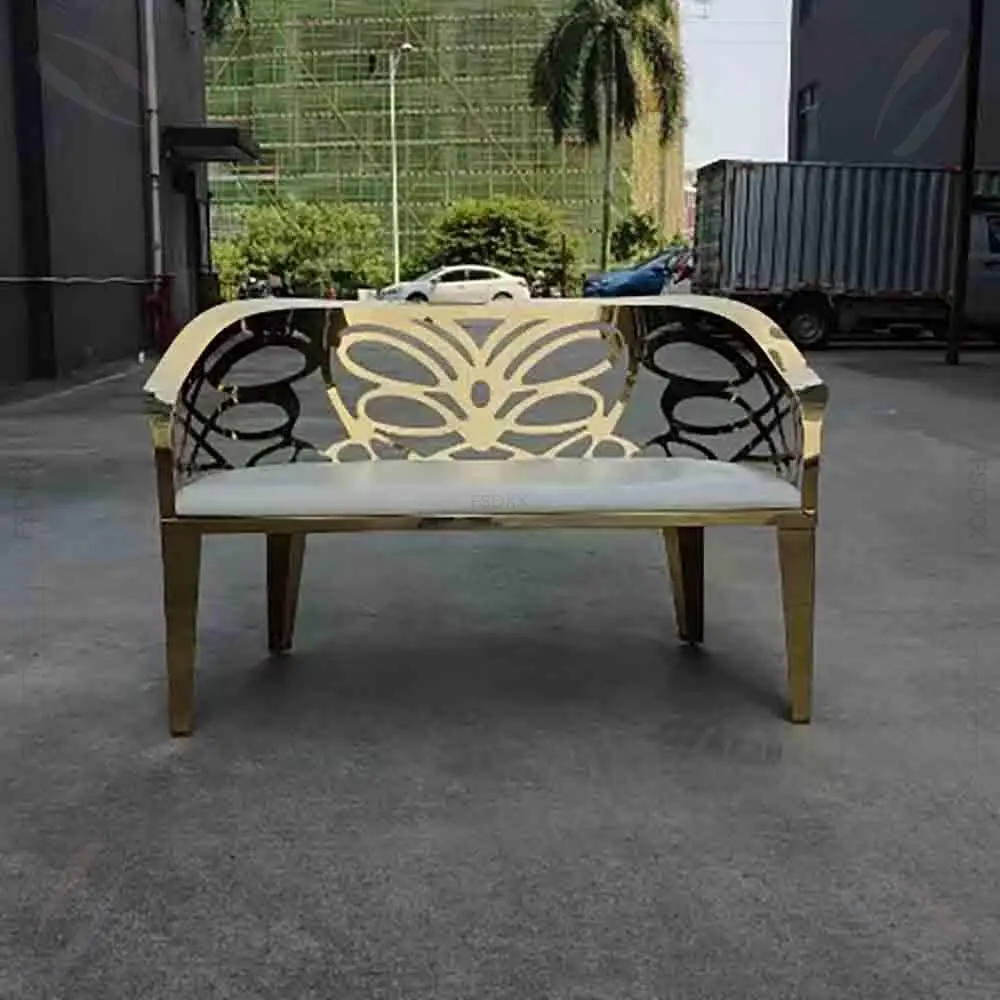 

Luxury Throne Gold Stainless Steel Tea Table and Royal Wedding Sofa Bride and Groom
