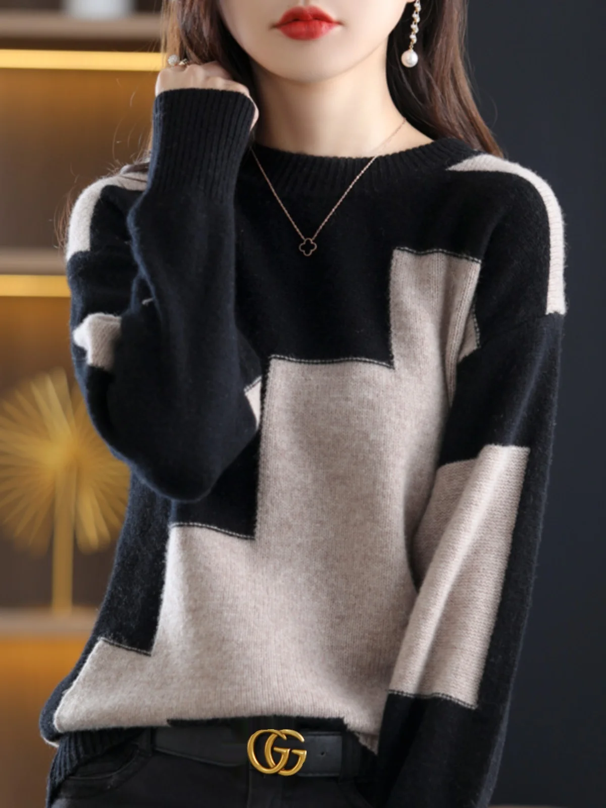 

Autumn Winter Color Blo Camere Knitted Base Layer Sweater Women's Faionable Commute Long Sve round Ne Regular Fit