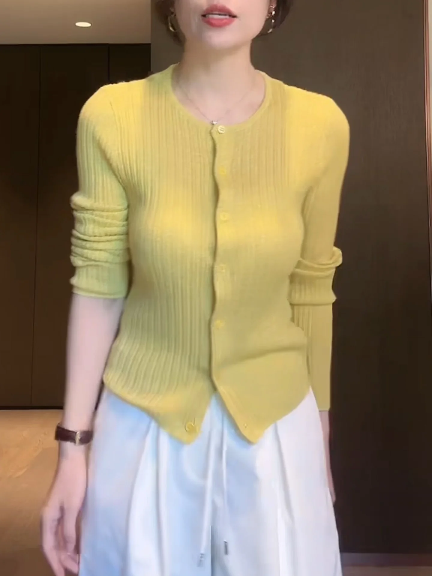 

Осенне-зимний вязаный кардиган большого размера с длинными рукавами, желтый, свободного кроя, повседневный, универсальный, стройнящий топ для женщин