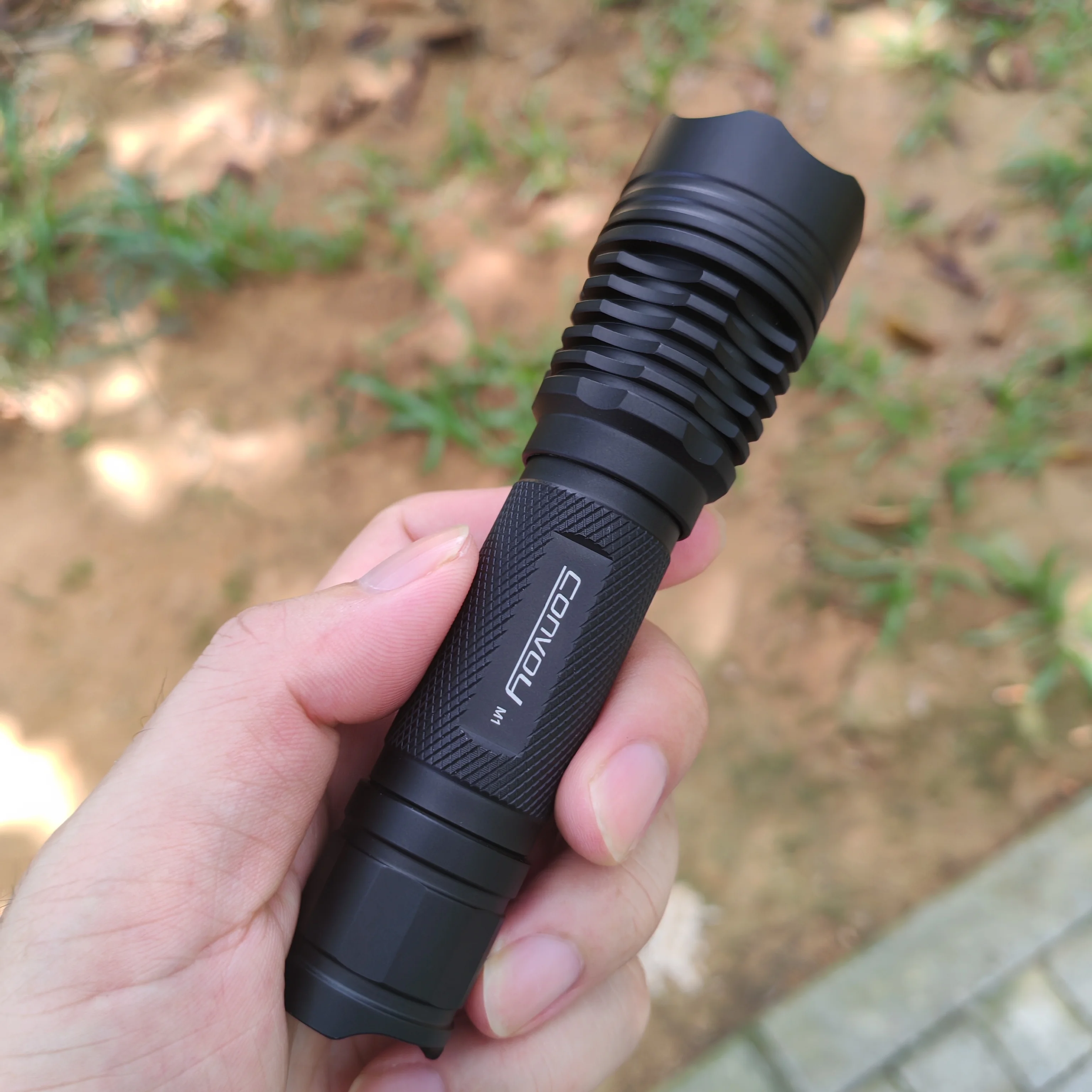 懐中電灯コンボイ-m1-kp-cslnm1f1-グリーンライトトーチ戦術ランテルナポータブル照明-18650-キャンプ狩猟ランプ