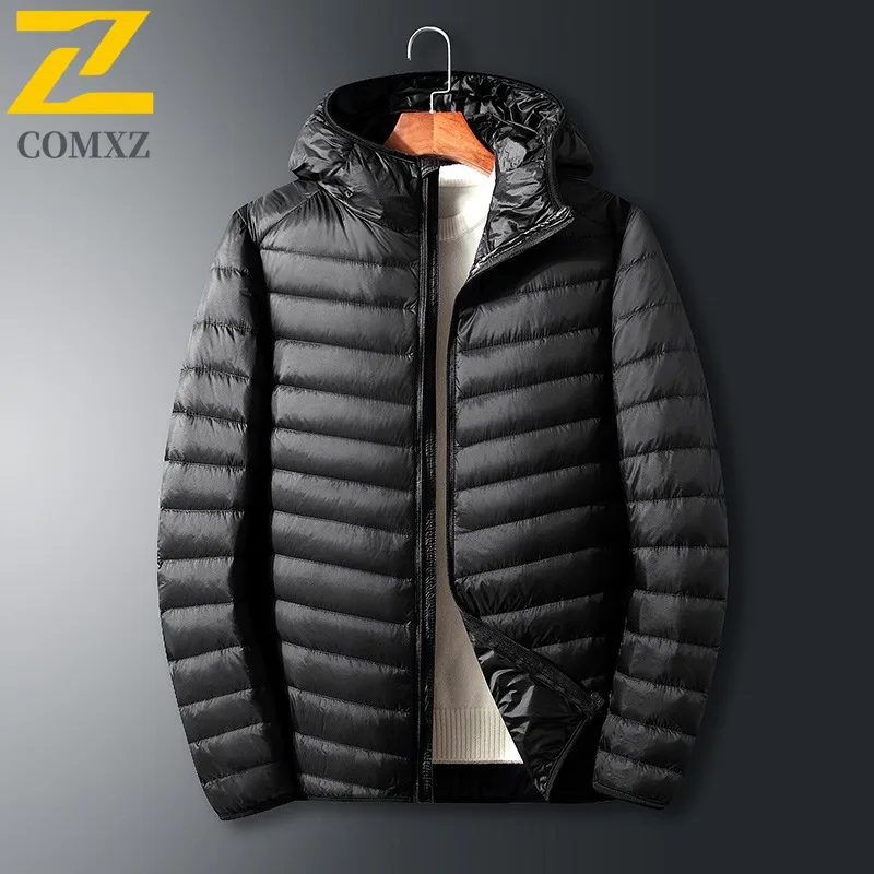 

COMXZ Men's Down Jacket Short Trendy Lightweight Casual Skiing Puffer Jacket Street Versatile Solid Color Hooded Winter Jacket